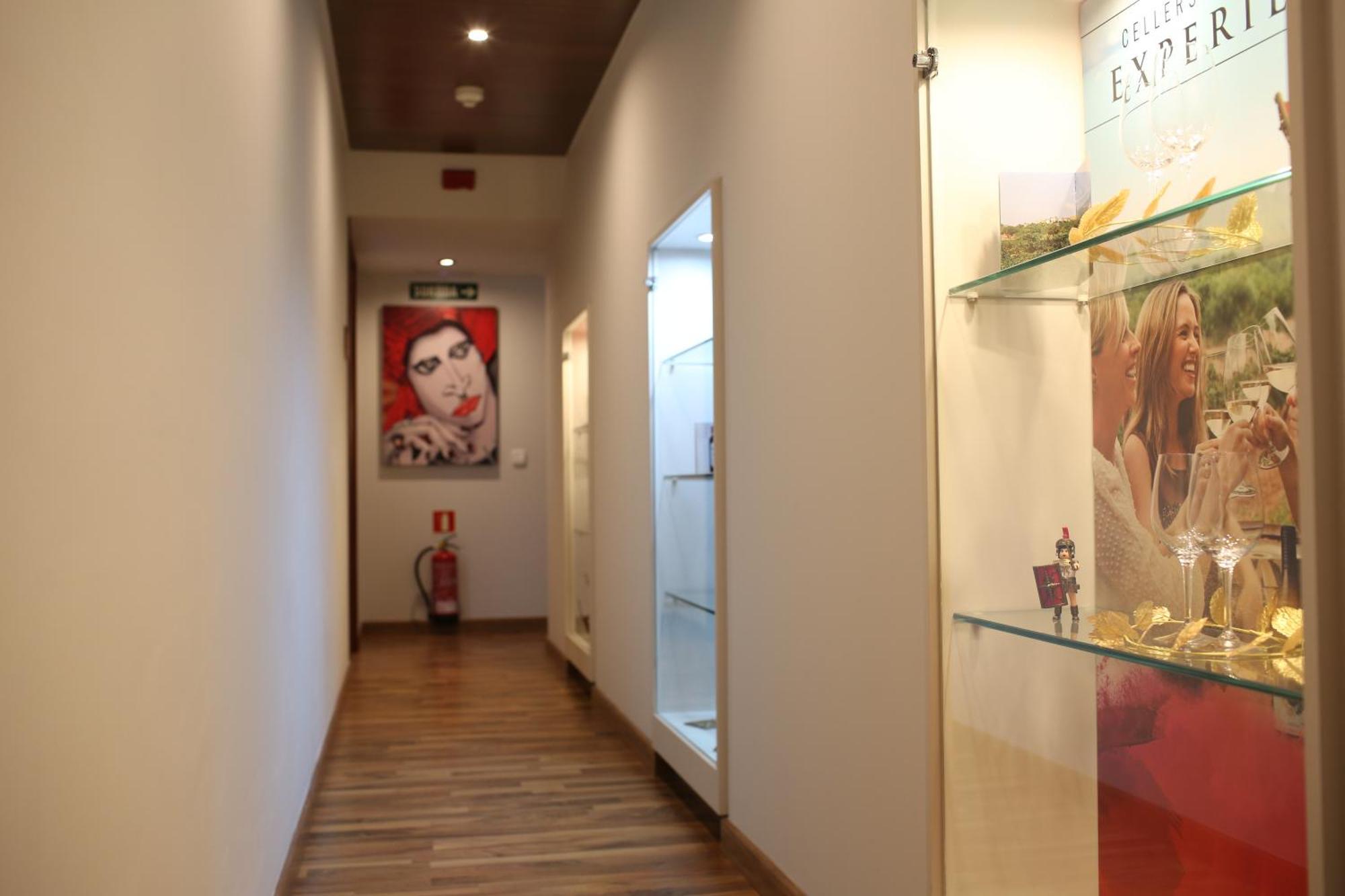 Hotel Priorat Boutique Llorenc del Penedes Esterno foto