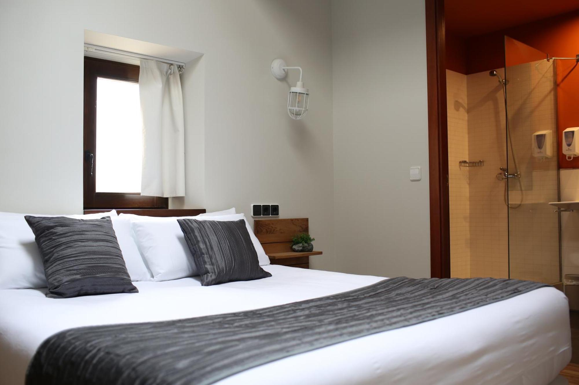Hotel Priorat Boutique Llorenc del Penedes Esterno foto