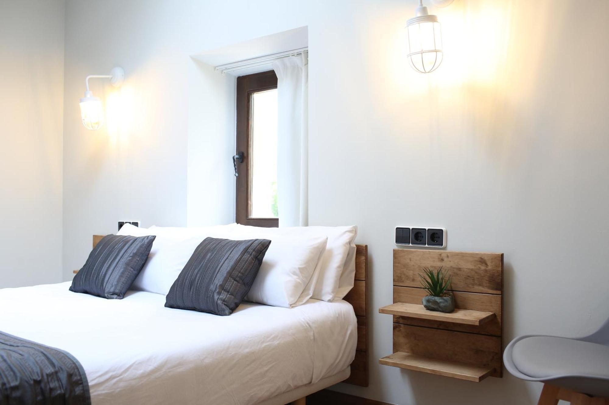 Hotel Priorat Boutique Llorenc del Penedes Esterno foto